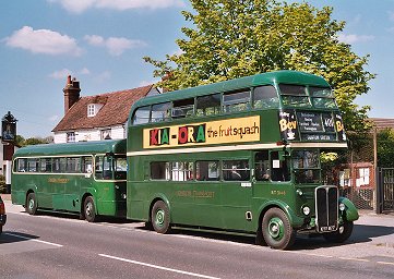 RT3148 and RF633 at Dunton Green