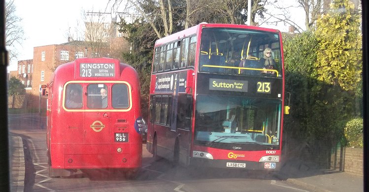 RF319 and DOE37 on 213, Kingston Hospital