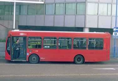 Metrobus Dart at West Croydon.