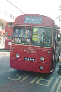 RF489 at Wallington.