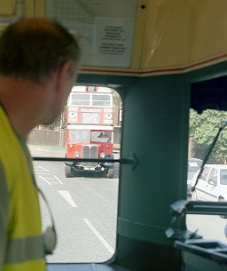 STL2377 at Wallington.