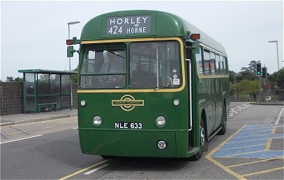 RF633 at Horley Station on 424