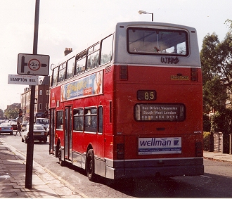 DN6 in Teddington, October 2001