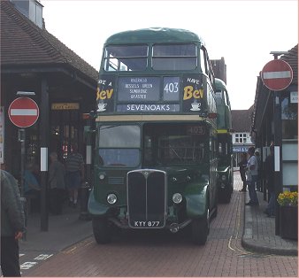RT3148 at Sevenoaks Bus Stn off 403.
