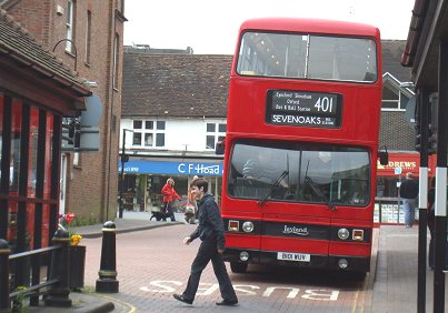 T1101 at Sevenoaks bus station
