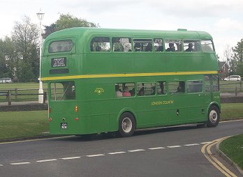 RML2323 at Sevenoaks War Memorial on 403