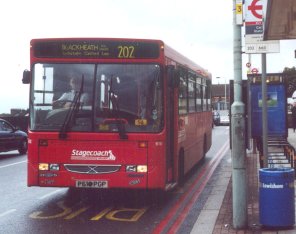 DAL618 on 202, Oct2000