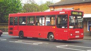 DRL129 at Grove Park Stn, July 1999
