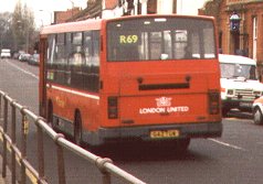 DT42, Barnes, October 1997
