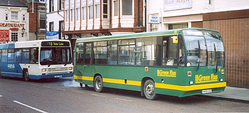 Green Bus DT59, March 2005