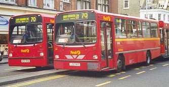 DW117 and DW104 at South Kensington Stn, March 1999