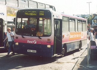 DW168 at Newquay Bus Stn