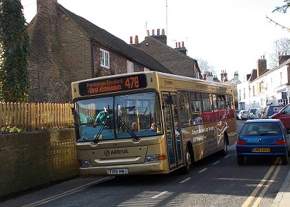 3318 on 478, Farningham, March 2014