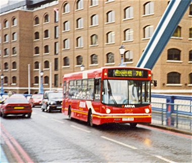 ADL975 on 78, Tower Bridge, December 1998