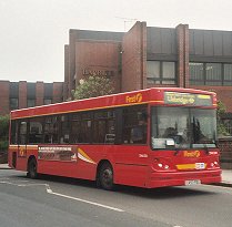 DHL530, Uxbridge, April 2004