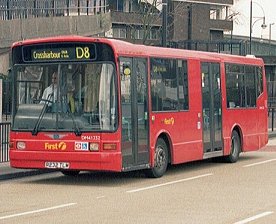DM41232 on D8, Stratford, April 2006