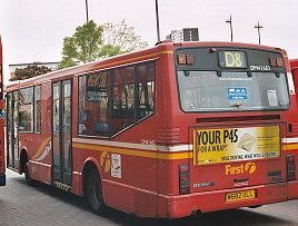 DM41682 on D8, Stratford, May 2005