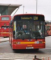 DM41682 on D8, Stratford, May 2005