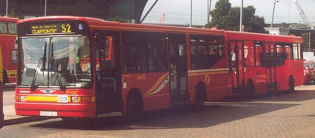 DM687 on S2, Stratford