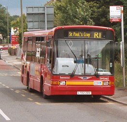 DMS465 on the R1, Green Street Green, July 2004