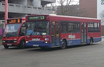 DLD125 at Harlow Bus Station