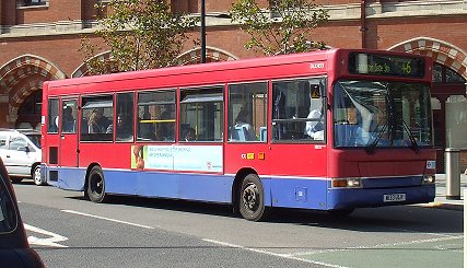 DLD133 on 46, St.Pancras, September 2009