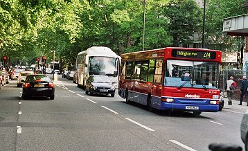 DLD165 on 274, St.Johns Wood, May 2007