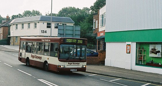 W772URP passes Loughton Garage