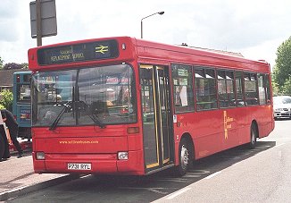 LDP31 at Hatfield Station on Rail Work, May 2007.
