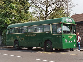 RF679 at Oxted Station (West Side)