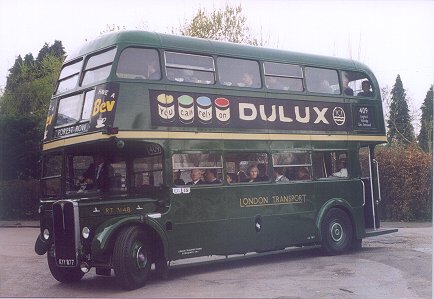 RT3148 turns at Forest Row Stn
