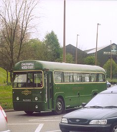 RF600 passes East Grinstead Stn