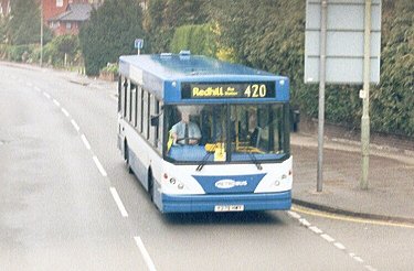 Metrobus Dart 379 near Redhill