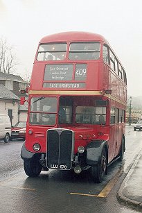 RT3871 at Godstone Green