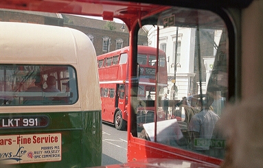 SO43, RML2699 at East Grinstead.
