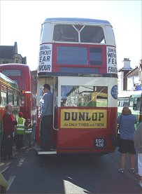 STL2377 at War Memorial.