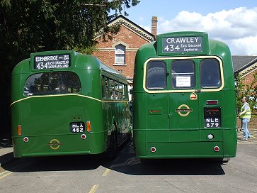 T792 and RF679 at Edenbridge Stn Bridge.