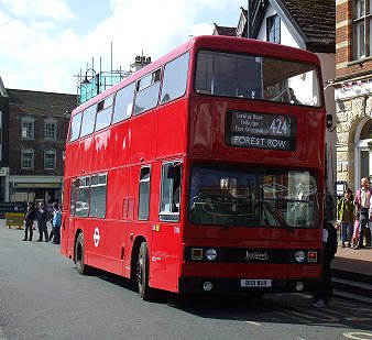 T1101 on 424, East Grinstead.