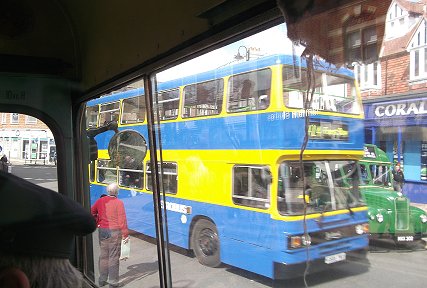 806 on 424 at East Grinstead