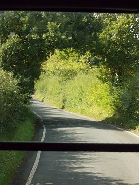 Narrow lane near Toot Hill