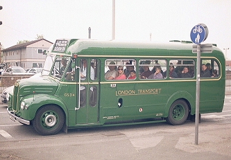 GS34 on 442 at Slough Bus Station