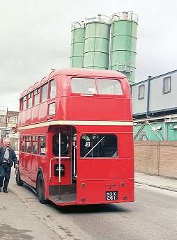 RLH61 at the bridge, rear