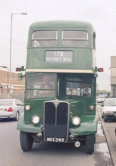 RLH48 at Waterden Road