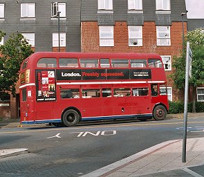 RML2775 leaves Hertford Bus Stn