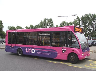 uno405 on 607, Hatfield