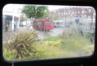 DP1002 on 34, New Barnet