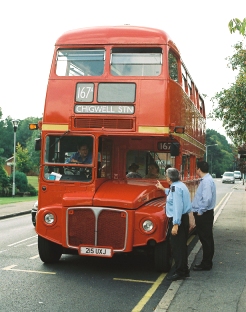 RML899 at Chingford Stn