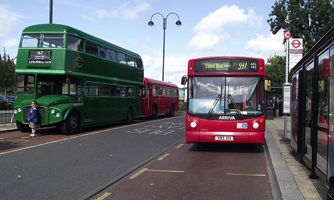 ADL983 on 397 at Loughton
