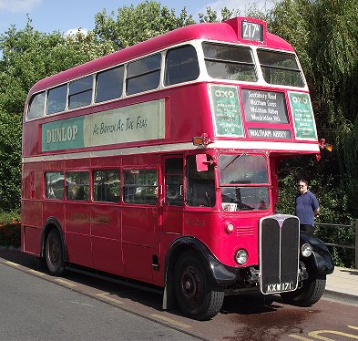 RT3062 at Loughton for 217A