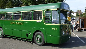 RF315 on 462, Leatherhead